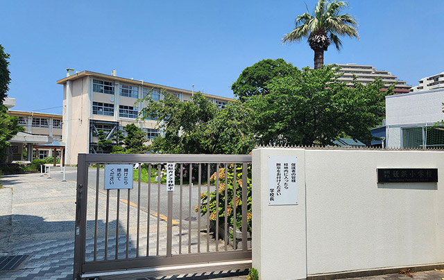 福岡市立姪浜小学校（約220m・徒歩3分）
