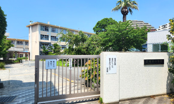 福岡市立姪浜小学校