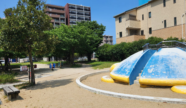 姪浜明治通公園［かめさん公園］