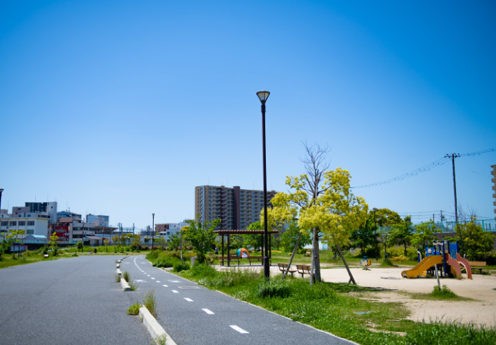 正蓮寺川公園／徒歩4分（約260ｍ）