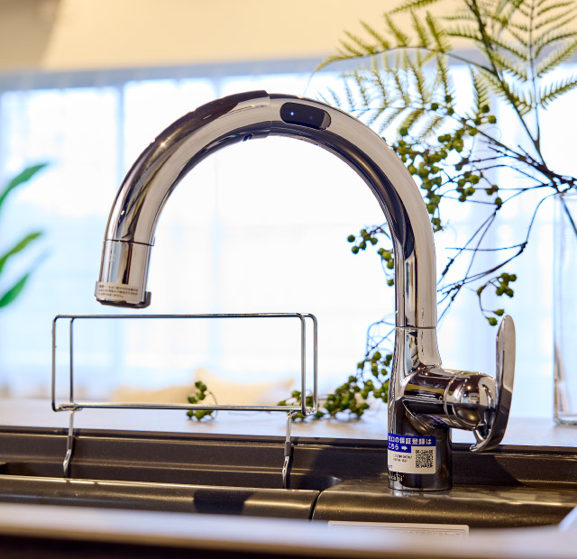 タッチレス水栓