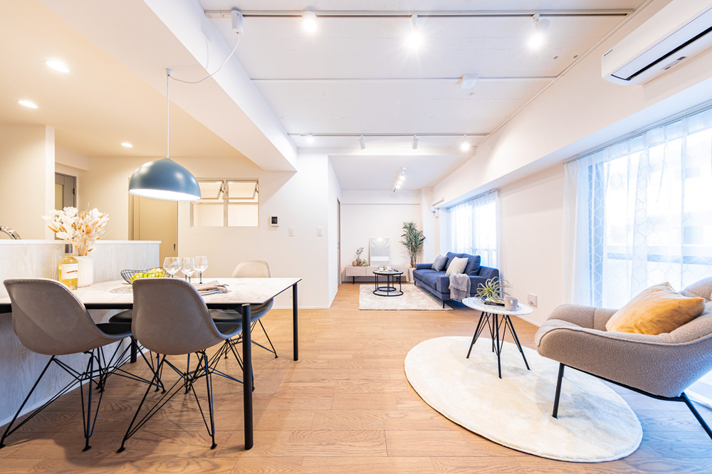 MODERN MYS（モダン ミース）