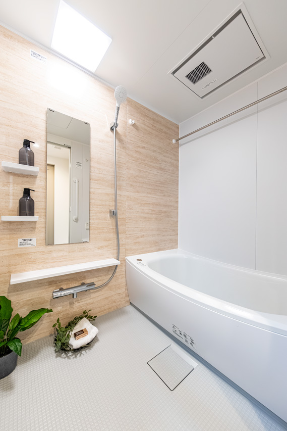 MODERN MYS（モダン ミース）